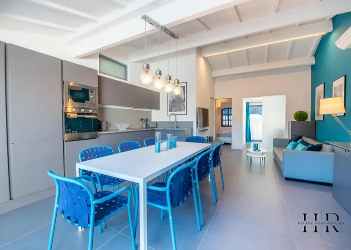 Maison Moderne Avec Piscine Et Tennis * Saint-Tropez